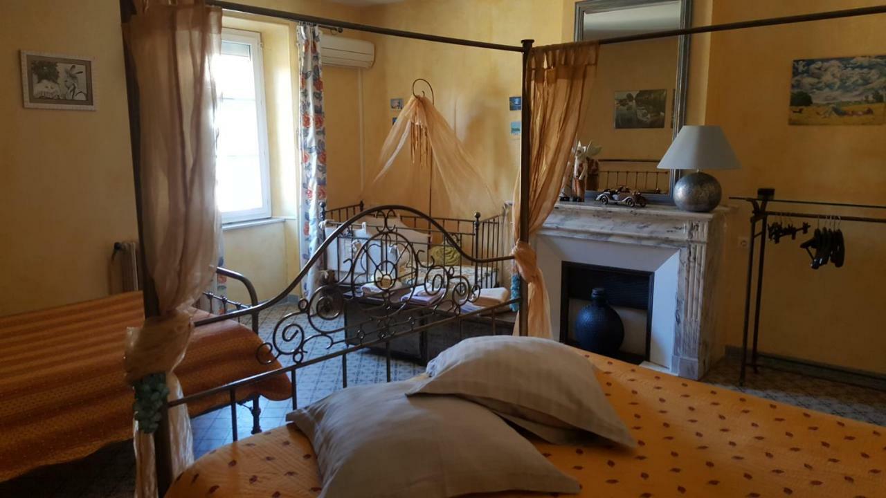 La Maison De Josepha Hotel Ferrals-lès-Corbières Buitenkant foto